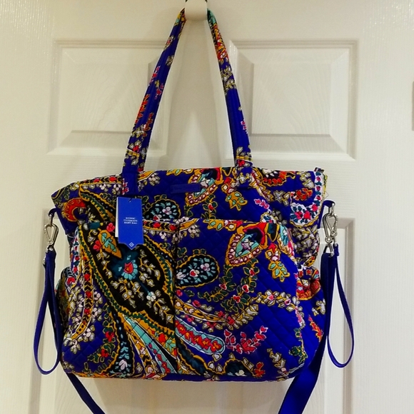 Vera bradley ultimate baby bag two large front slip pocket.Two insulated packet - Picture 1 of 7